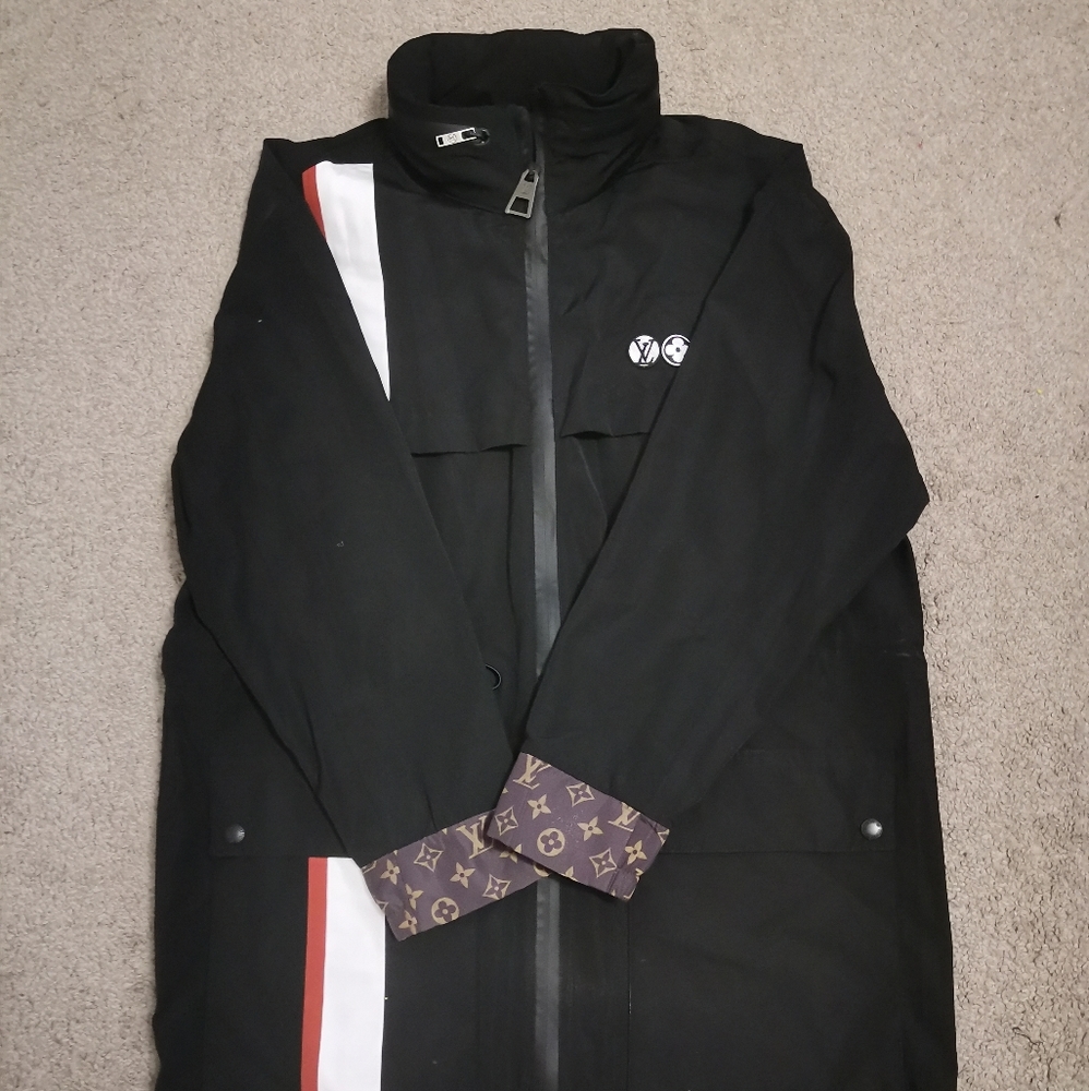 LV RAIN JACKET